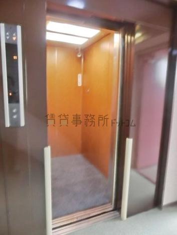 防犯カメラを設置