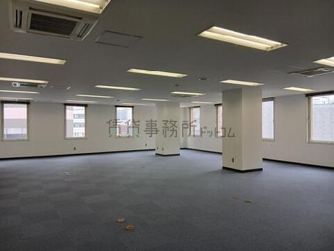 厚木フォーラムビルの室内
