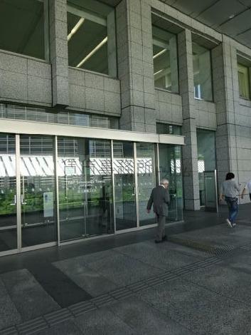 正面玄関