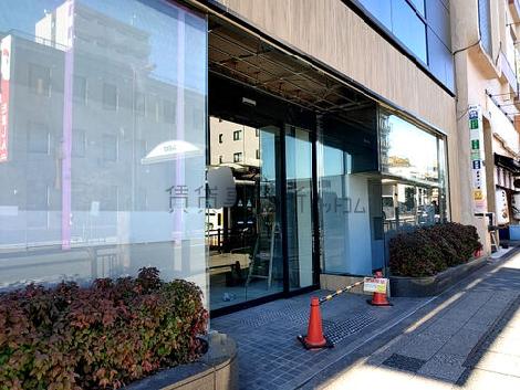 正面玄関
