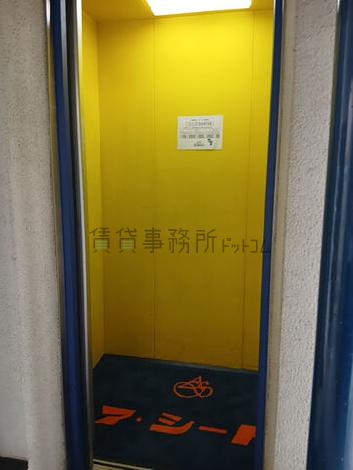 エレベーター
