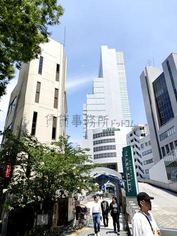 マークシティがすぐ
