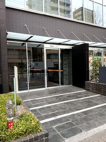 正面玄関