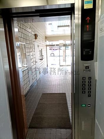 エレベーター