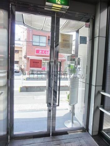 正面玄関