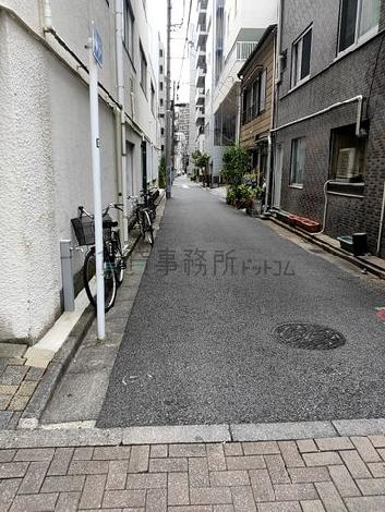 大通りから少し入ったエリアです