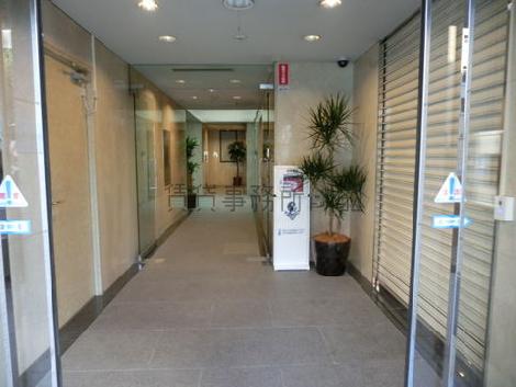 正面玄関