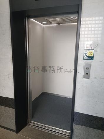 エレベーター