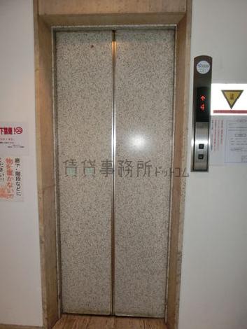エレベーター