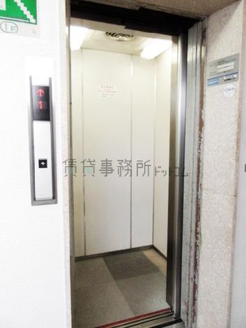 エレベーター