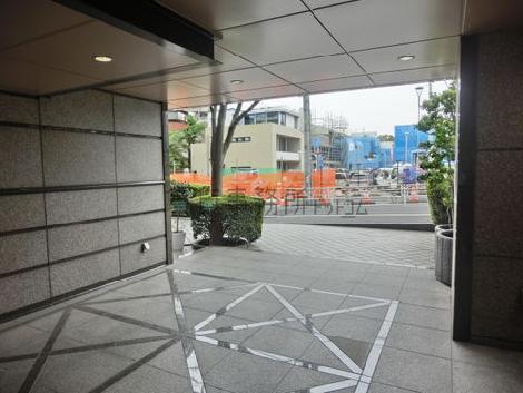 正面玄関