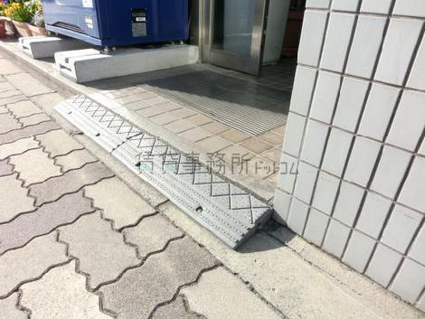 正面玄関