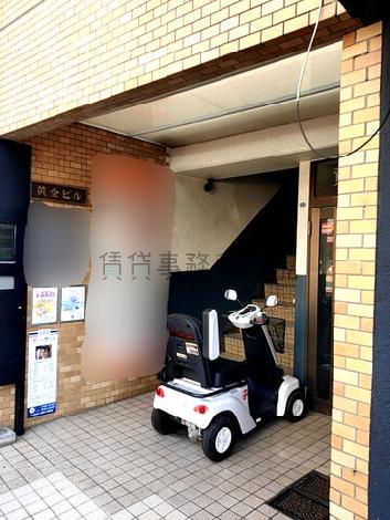 正面玄関