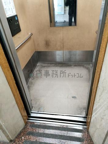 エレベーター