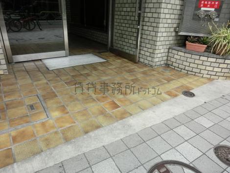 正面玄関