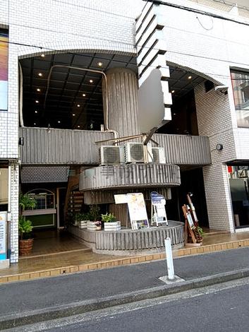 正面玄関