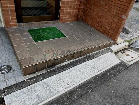 正面玄関