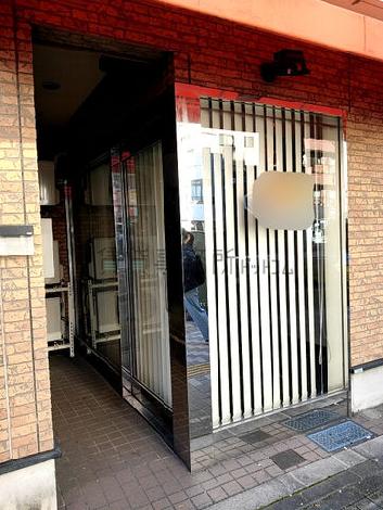正面玄関