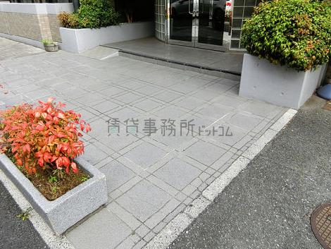 正面玄関