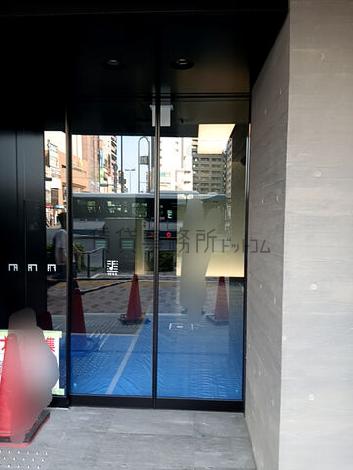 正面玄関