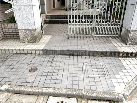 正面玄関