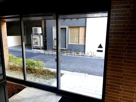 正面玄関