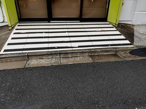 正面玄関