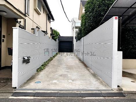 正面玄関