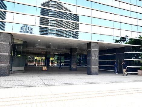 正面玄関