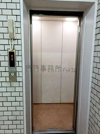 エレベーター