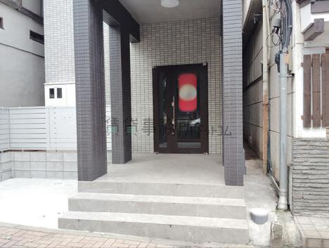 正面玄関