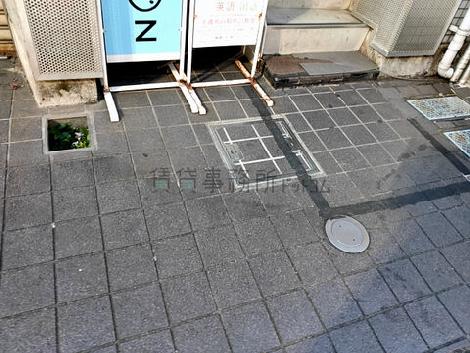 正面玄関