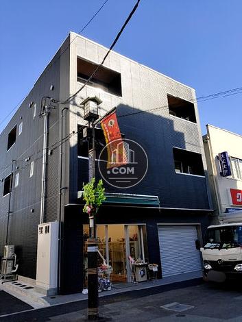 マルベリーベースの外観写真