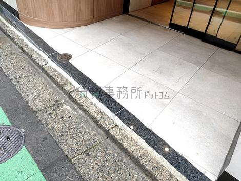 正面玄関