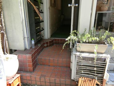 正面玄関