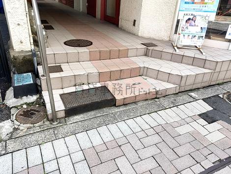 正面玄関
