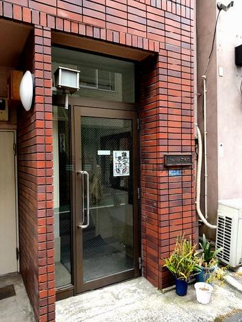 正面玄関