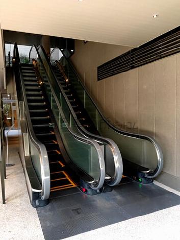 エスカレーター