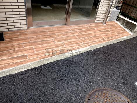 正面玄関