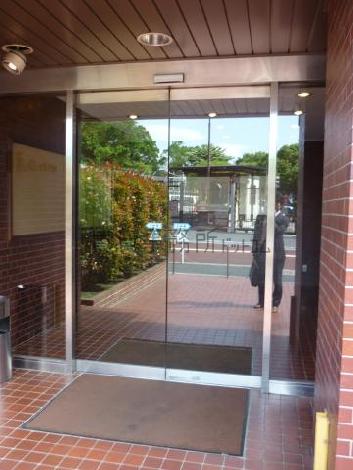 正面玄関