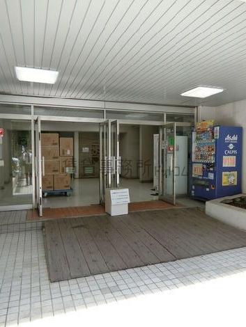 正面玄関