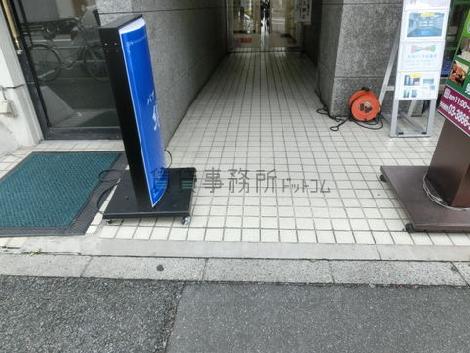 正面玄関