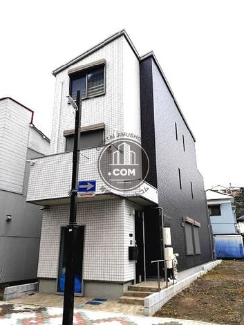 横浜久保町店舗の外観写真