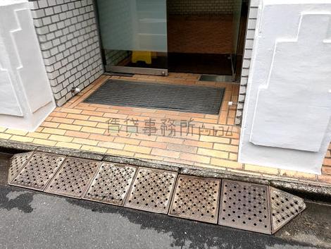 正面玄関