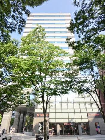 街路樹の立ち並ぶエリア
