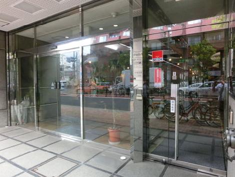 正面玄関
