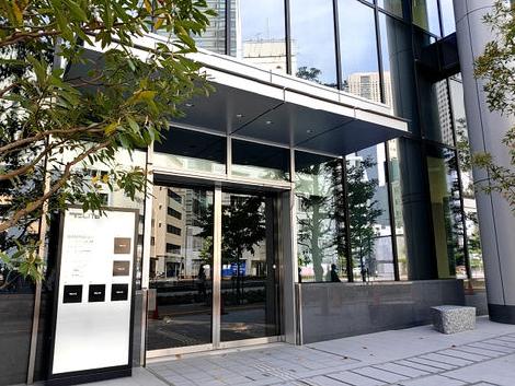 正面玄関
