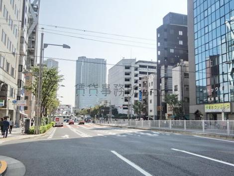 幅広い道路