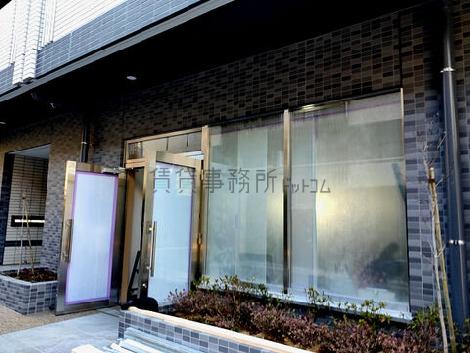 正面玄関