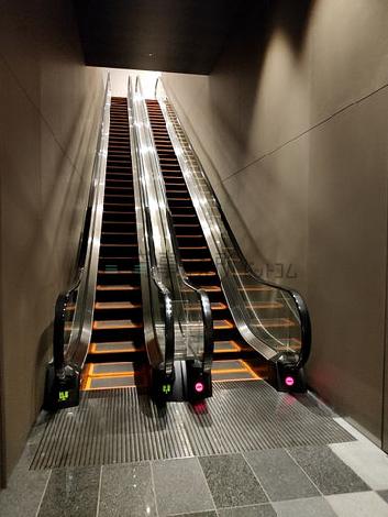 エスカレーター